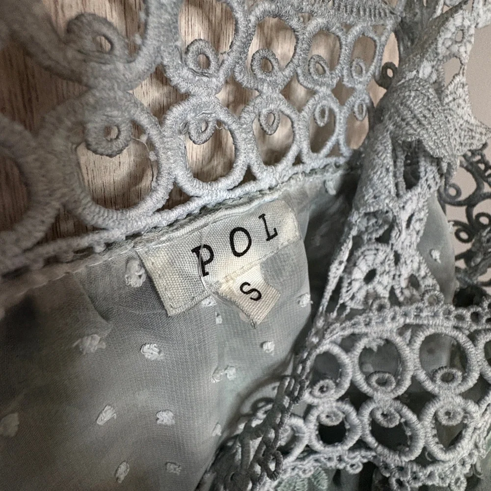 POL Green Floral Lace Strap Tank Top – Size S - Picture 7 of 7